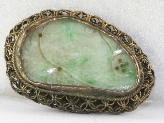 VINTAGE ANTIQUE CHINESE CARVED JADE PENDANT BRASS FILIGREE