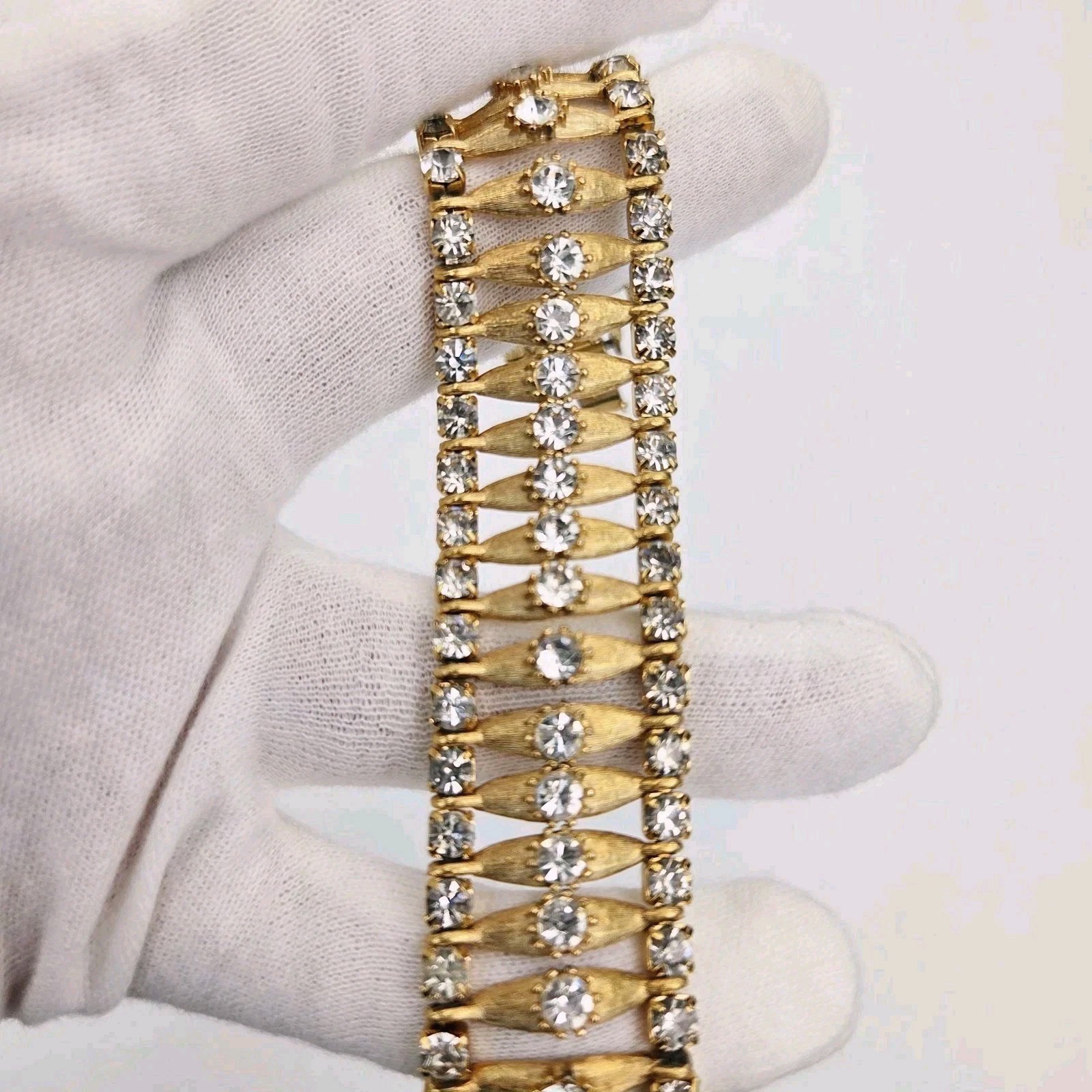 Vtg Parklane Parure Necklace Bracelet Clip-On Earrings Set Textured Gold Tone