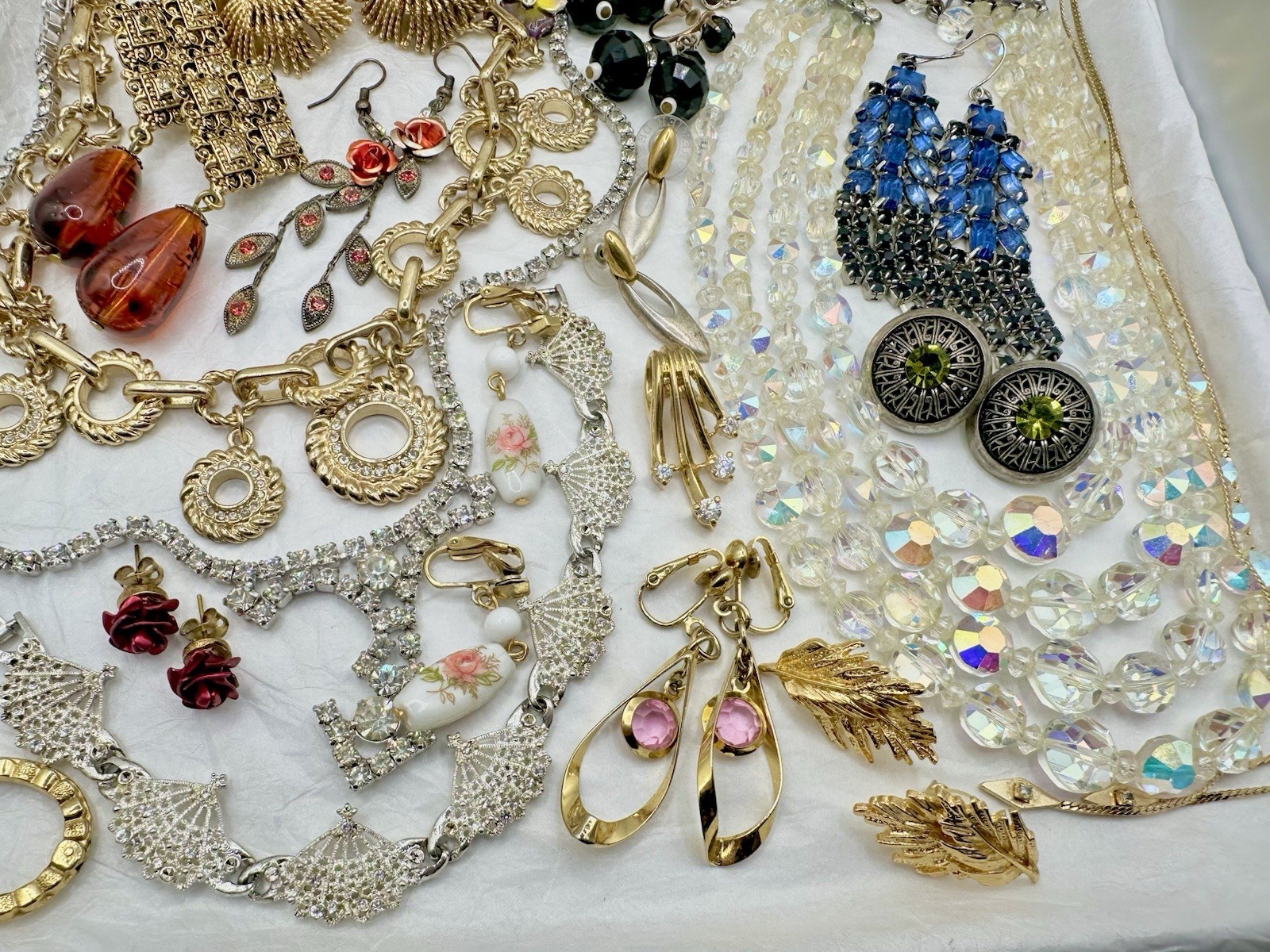 Antique VTG Estate Jewelry Gold Tone Monet Avon Crystal Romantic Sparkle Read