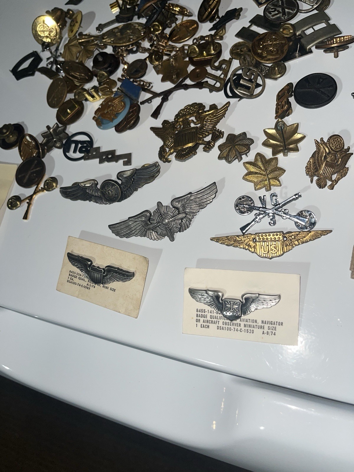 U.S. Army Pins WW2 Lot Army Navy Marines