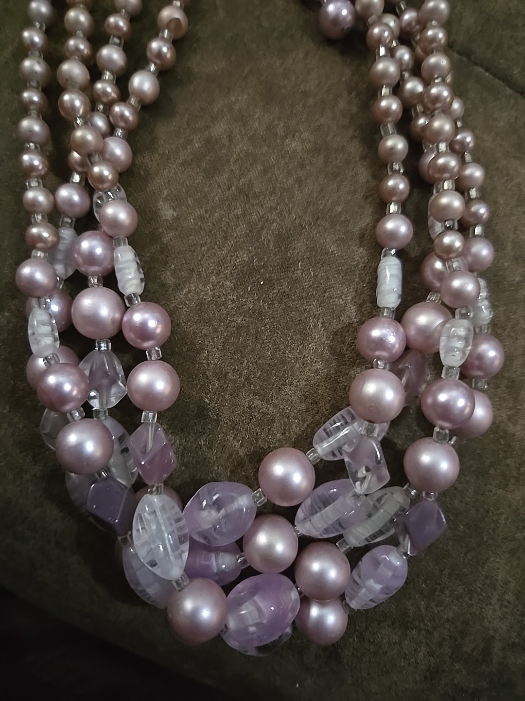 Vintage multi-strand necklace featuring both lavender pearls and amethyst chips
