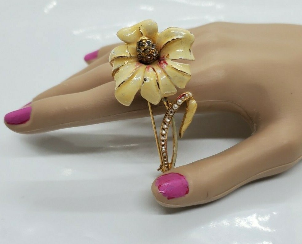 Long Stem Flower Brooch Pin Enamel Rhinestone Yellow 3″ Long x 1.5″ Wide