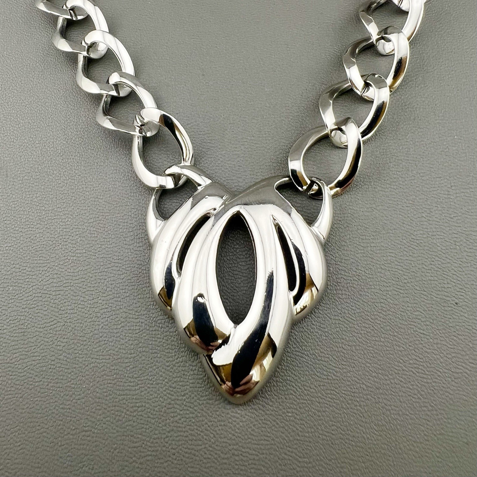 Vintage Napier Necklace Chunky Curb Link Abstract Pendant Silver Tone Signed 18”