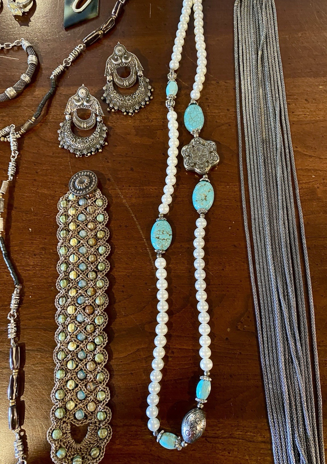 VTG – Modern Jewelry Bracelet Necklace Earring Rhinestone Faux Pearl Lot