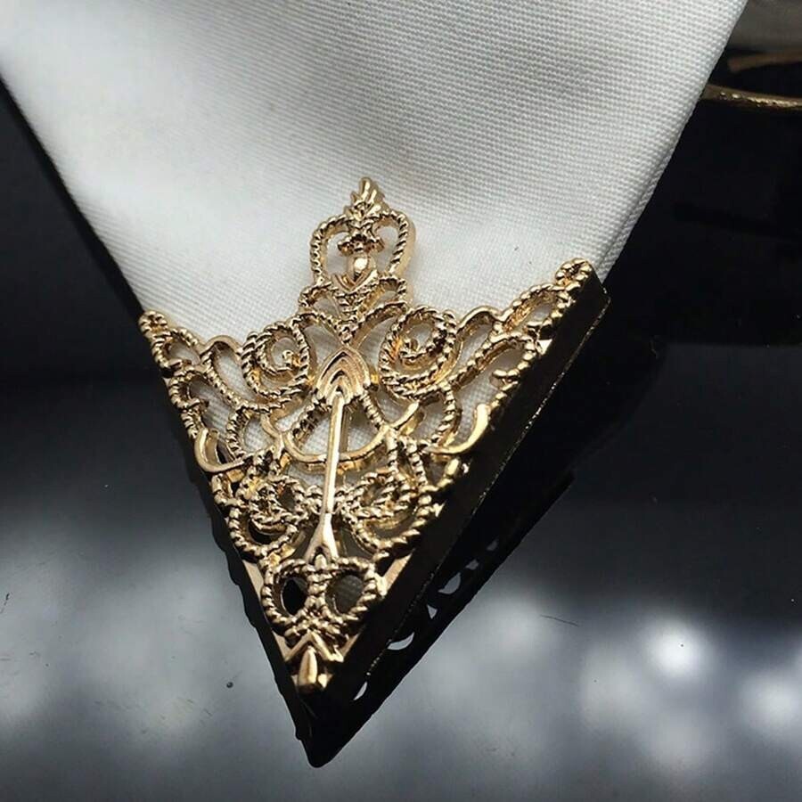 Vintage Brooch Pin Triangle Hollow Out Unisex Lapel Pin For Shirt Collar Decor