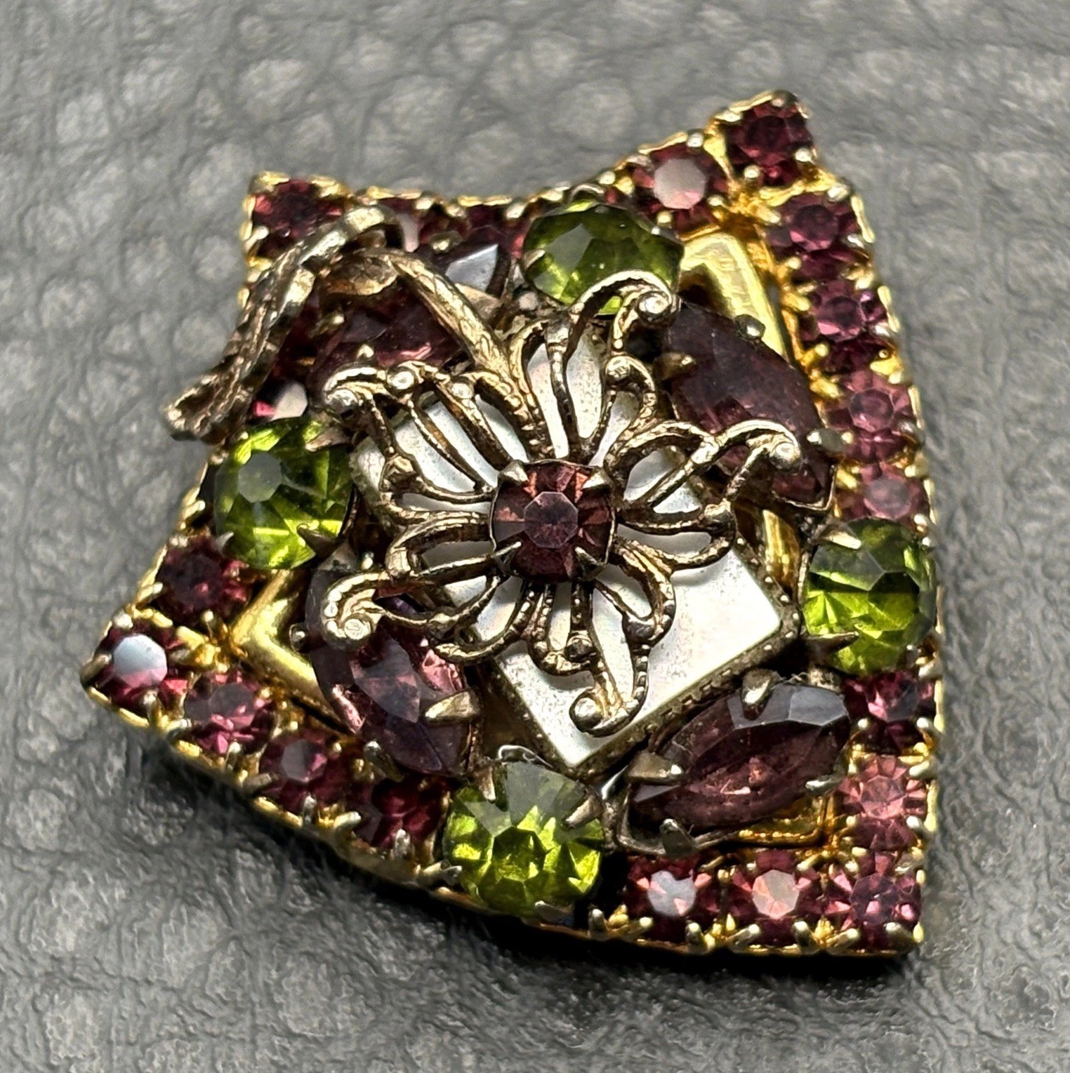 VTG Gold Tone Brooch Purple Faux Amethyst Faux Peridot Rhinestone Crystal Pin