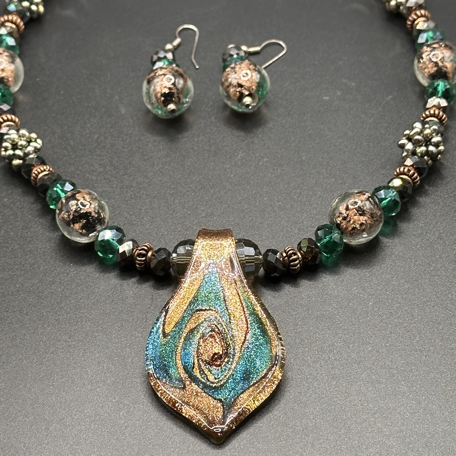 Stunning Necklace Glass Pendant Necklace & Earrings Art Foil Green Copper
