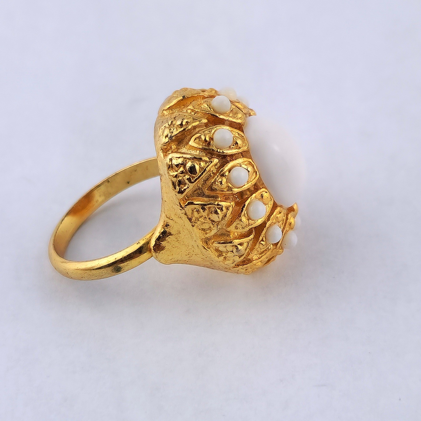 Vintage Gold Tone White Cabochon Adjustable Statement Cocktail Ring