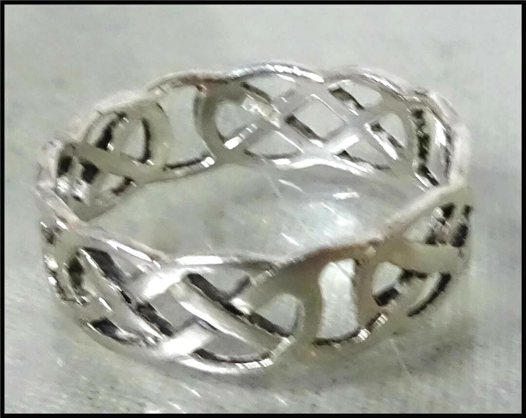 Vintage Sterling Silver Openwork Celtic Knot Design Band Ring Size 9.5