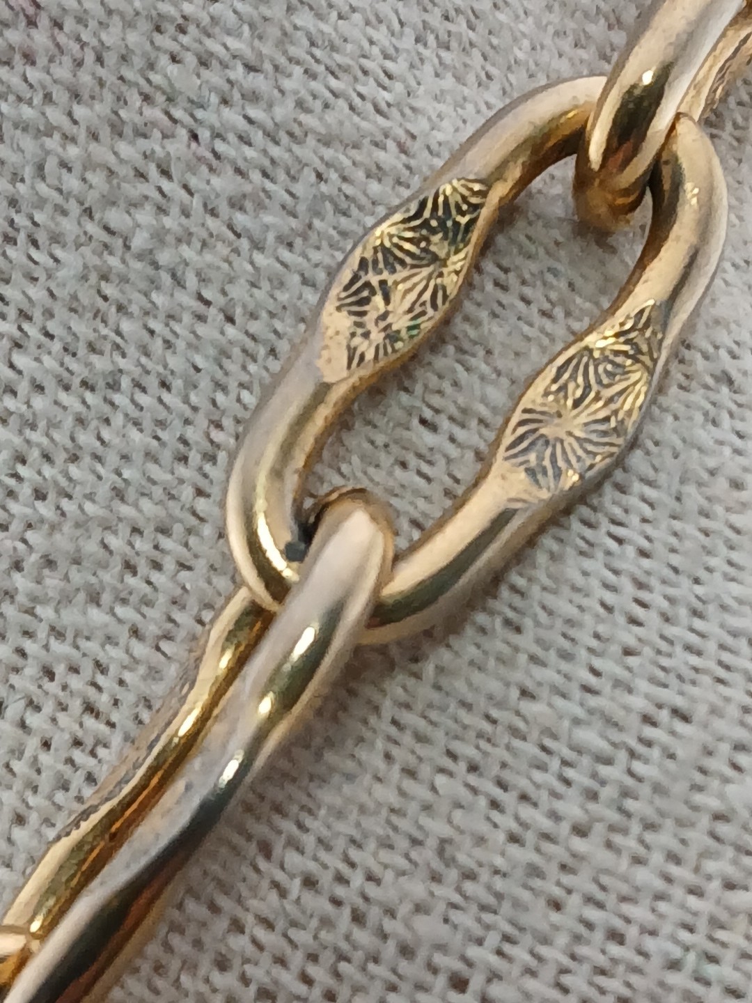 RARE SIGNED ART TWO TONE Brutalist hammered bird design pendant necklace