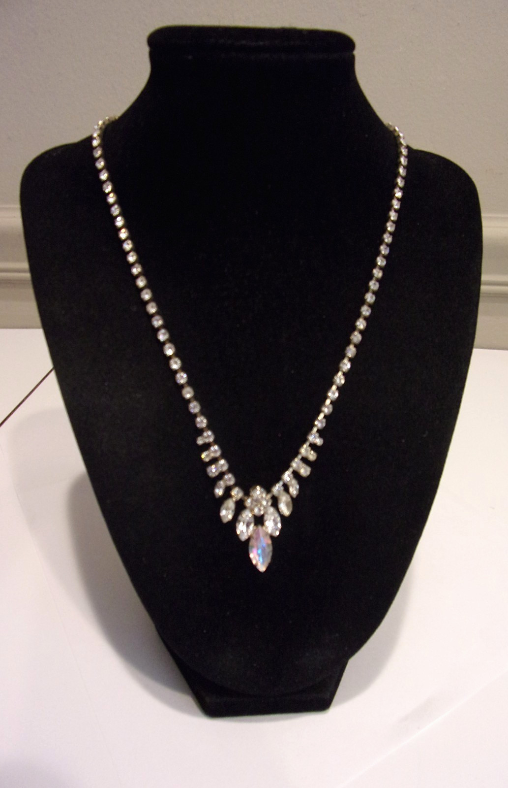 Vintage, Clear Crystal Marquis & Round, Prong Set Rhinestones, Pendant Necklace
