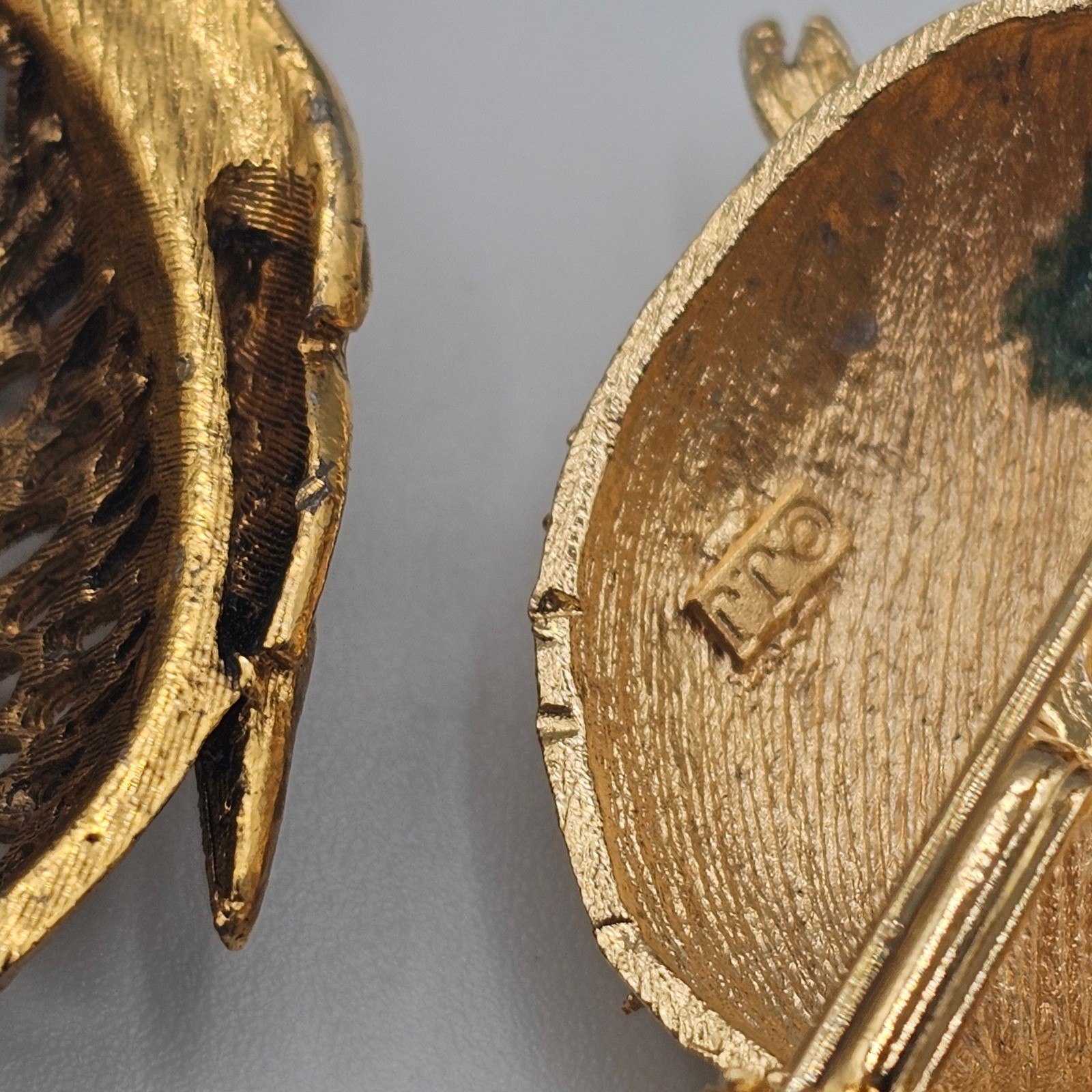 2pc Vtg Owl Brooches Gold Tone Rhinestone Figural Animal Nature Wise Forest Pins