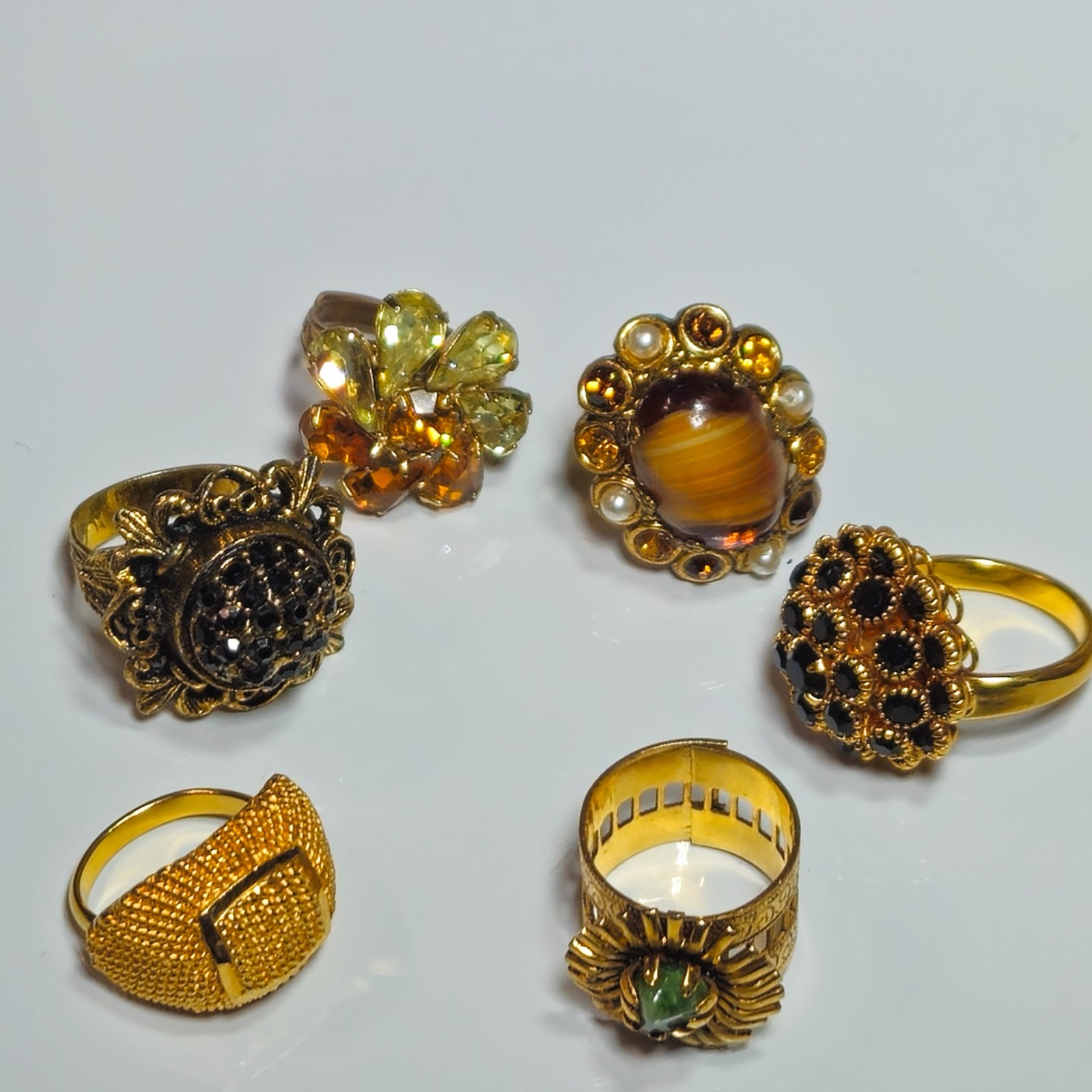 Vintage 6 Pc Assorted Judy lee &Unsigned Ring Lot Jewelry Mixed Styles and Sizes