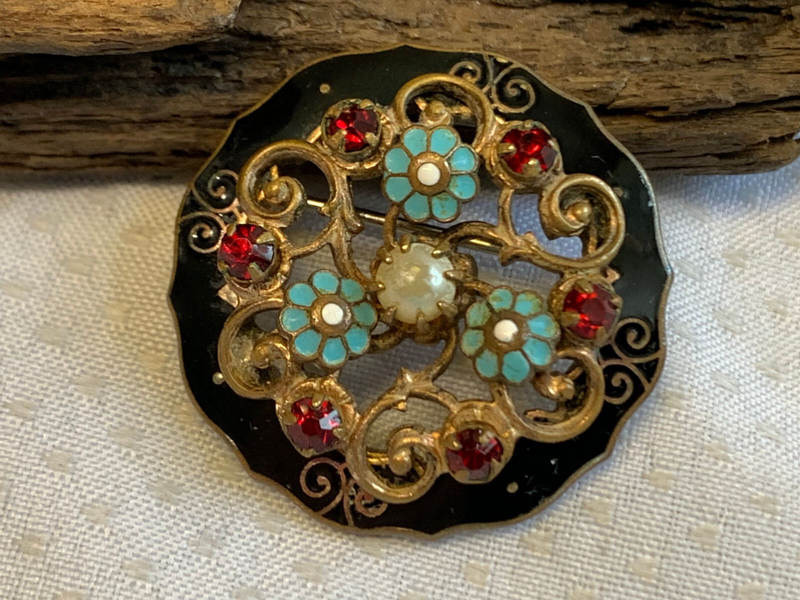 Vtg Enamel & Rhinestone Floral Brooch Fashion Jewelry Faux Pearl Round Pin