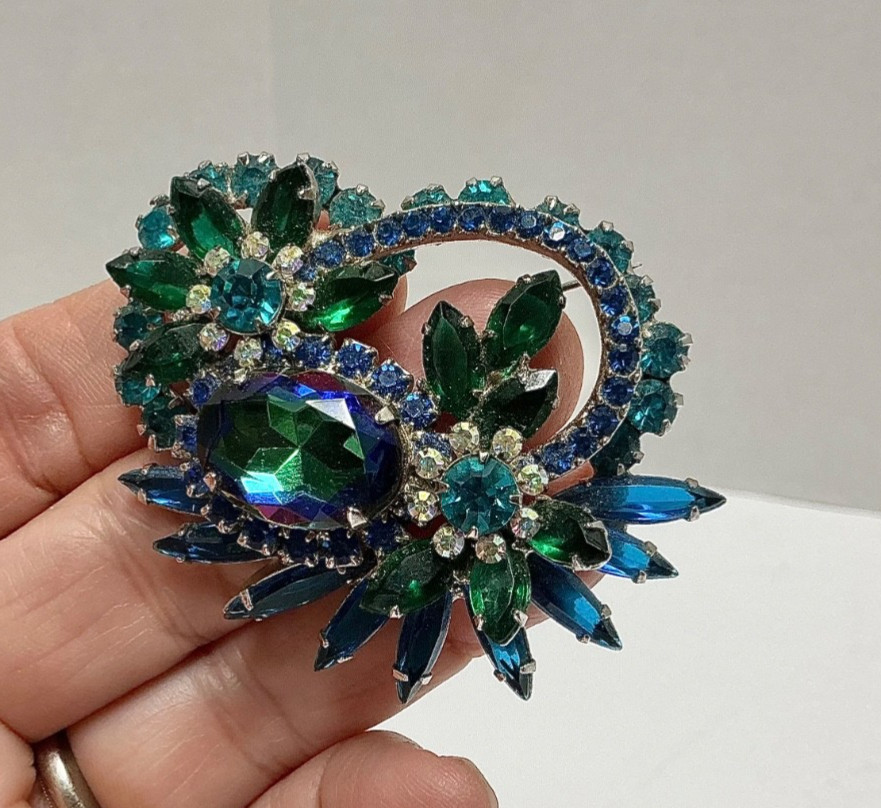Vintage Juliana D & E Peacock Costume Jewelry Large Cupcake Brooch/Pin