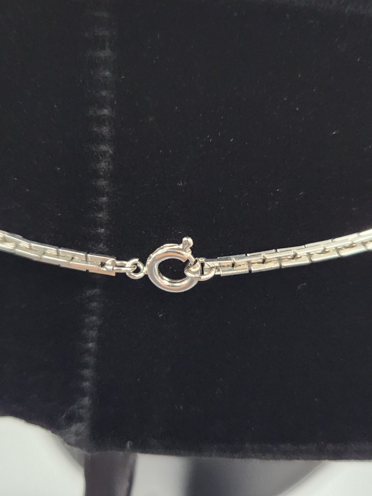 Vintage Silver Tone Squared Chain Link Choker Necklace