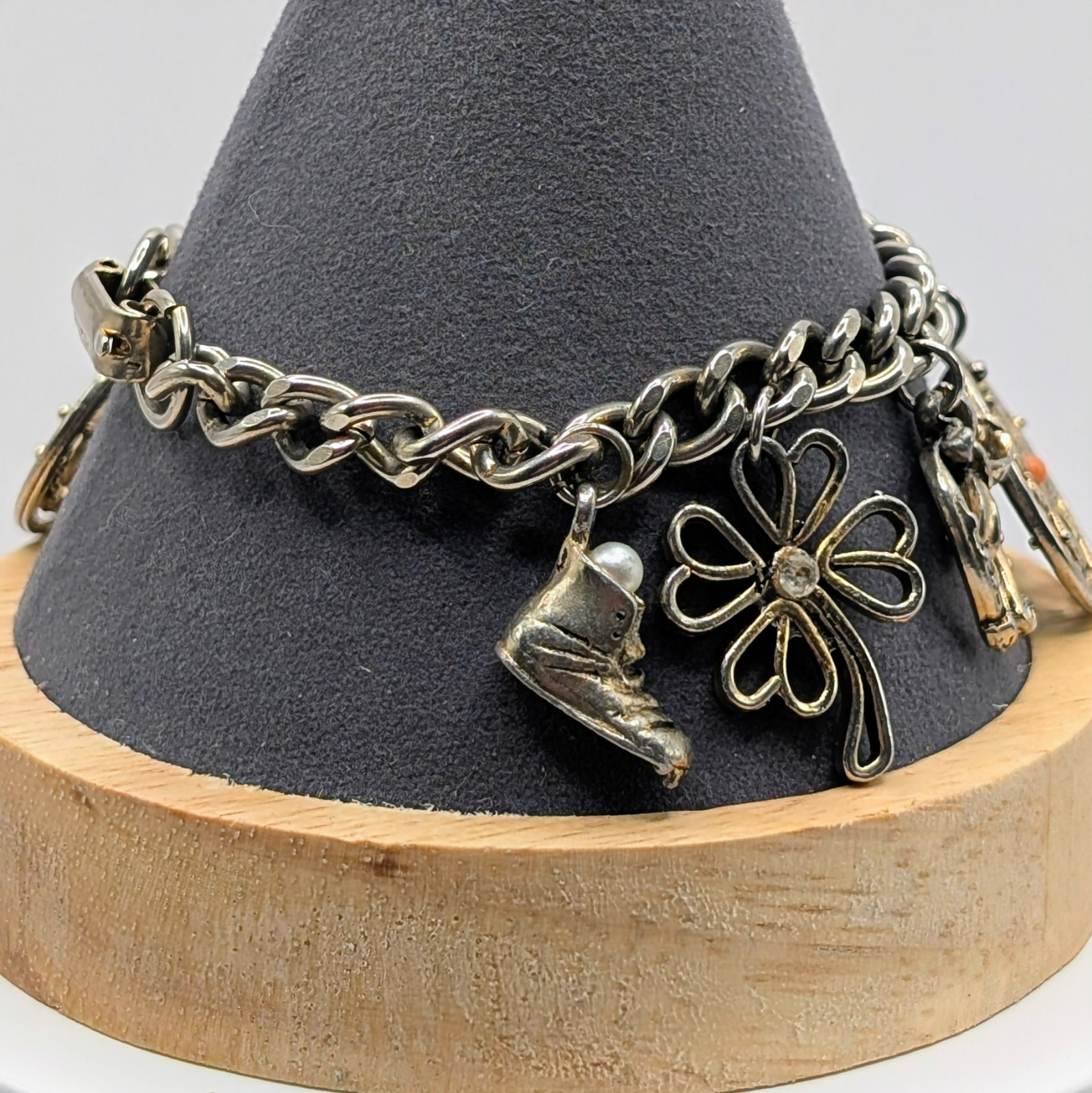 Vintage Charm Bracelet Lucky Charm Travel 7.25″