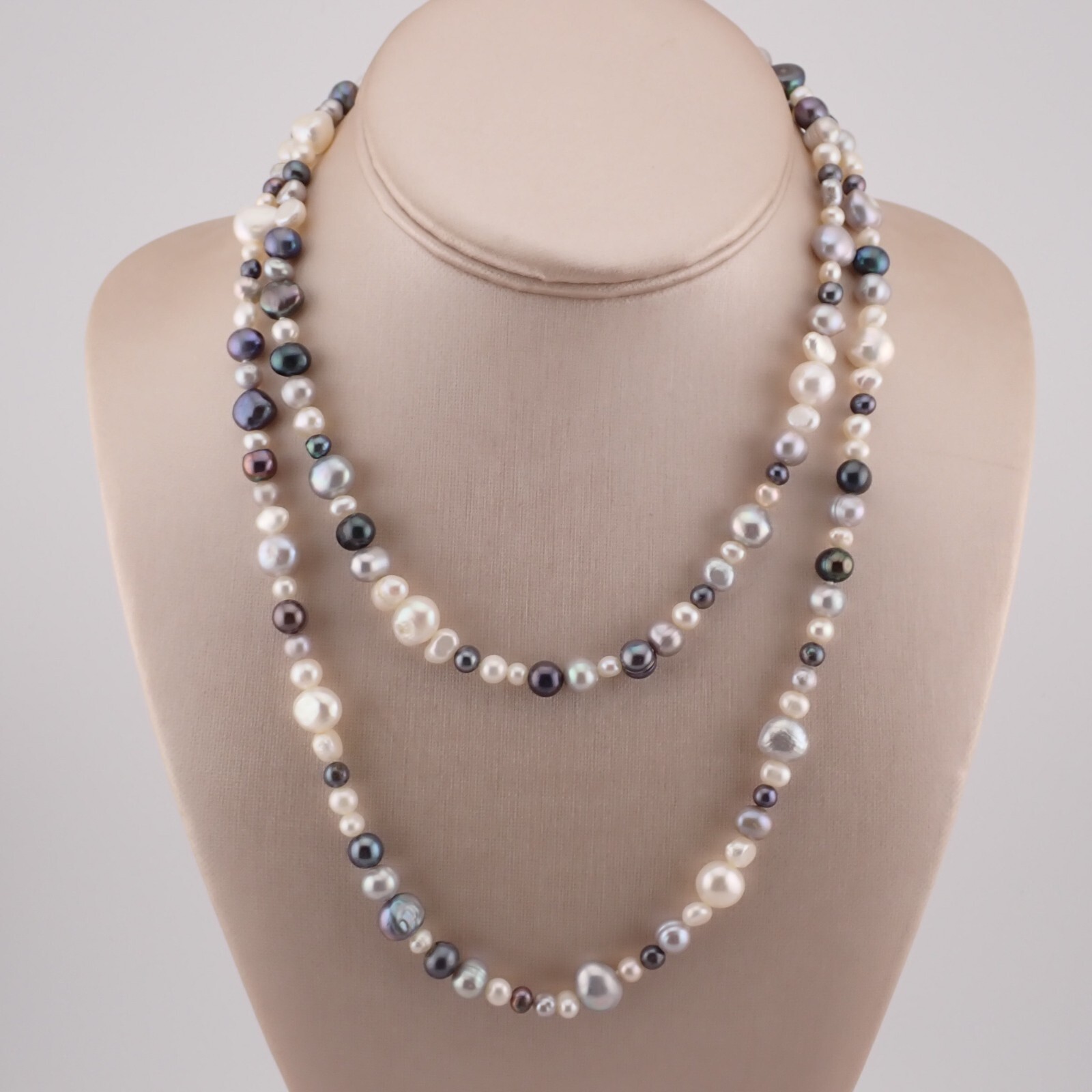 Vintage CGI Sterling Clasp 35″ Assorted Sizes Gray White Cultured Pearl Necklace