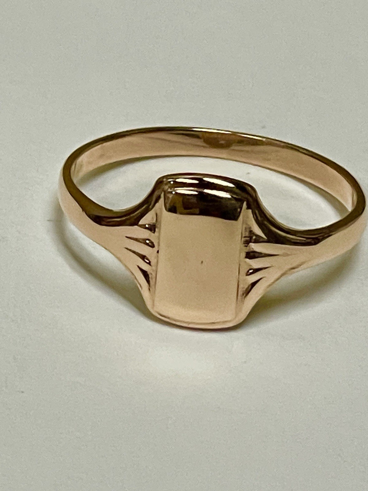 USSR Soviet-era signet ring Sz. 7.75 crafted in Solid 14K (583) gold