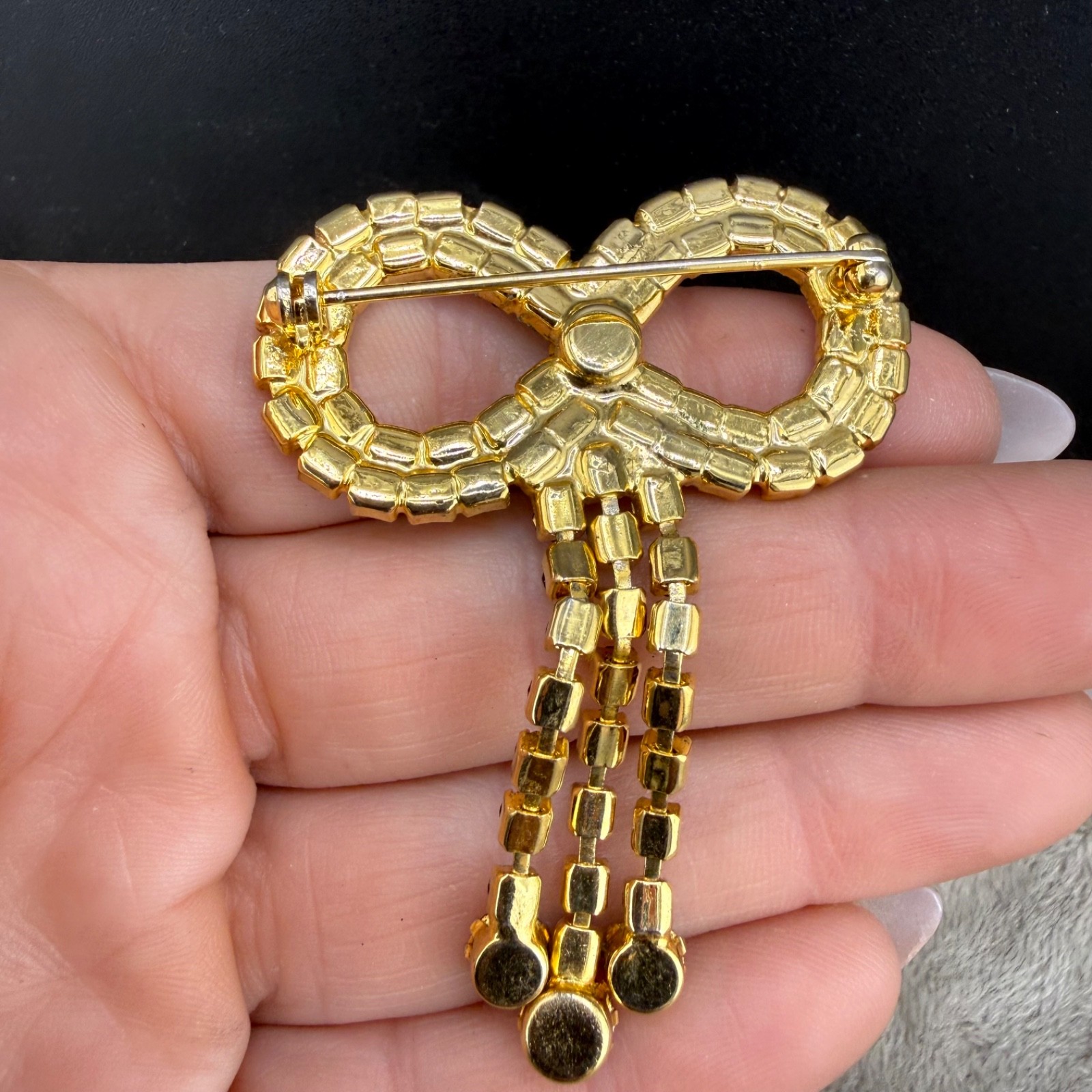 Vintage Rhinestone Bow Brooch Gold Tone Red Green Christmas