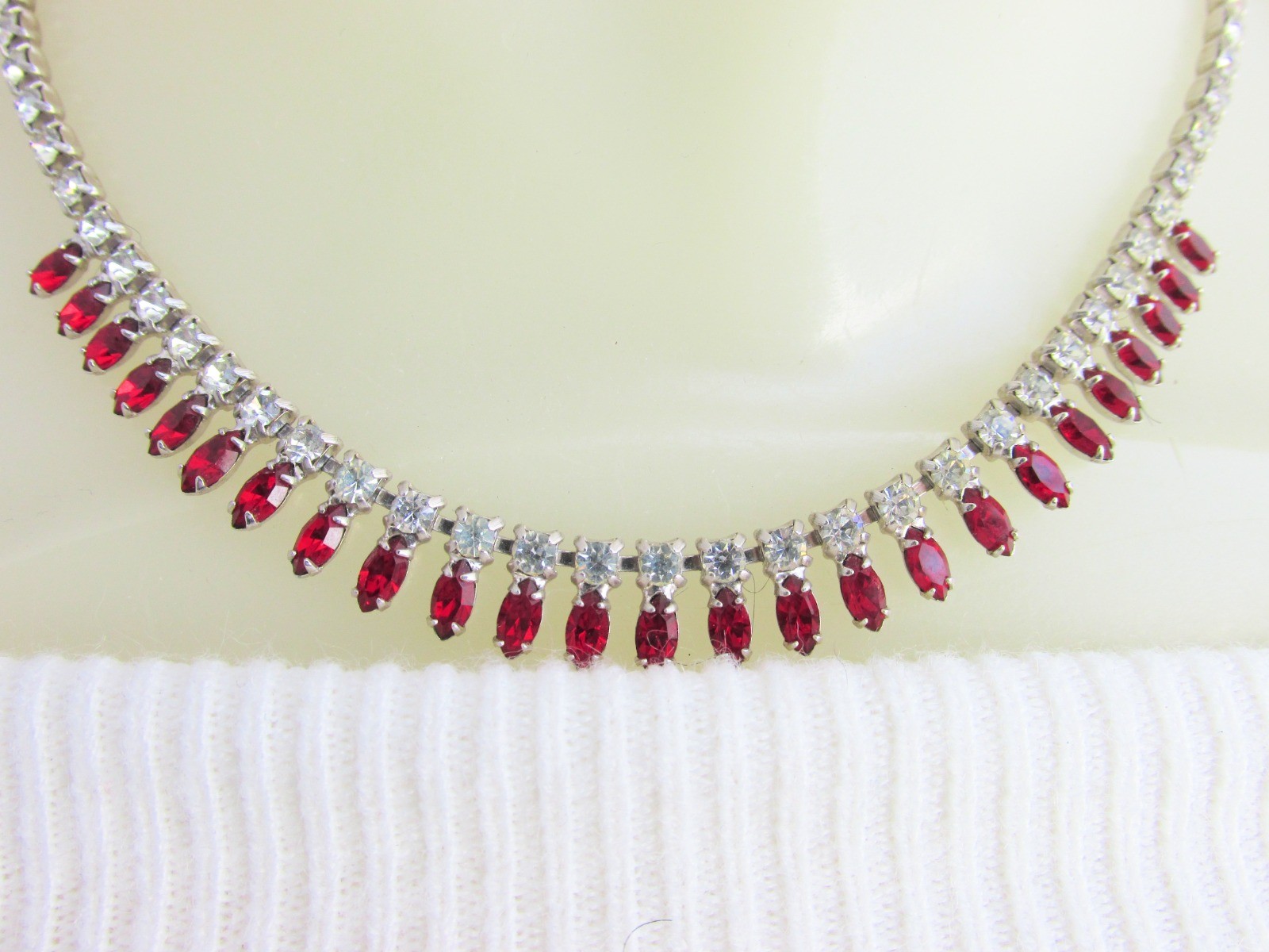 Vintage Dainty Marquise Red & Clear Rhinestone Choker Necklace 17″ Silver Plate