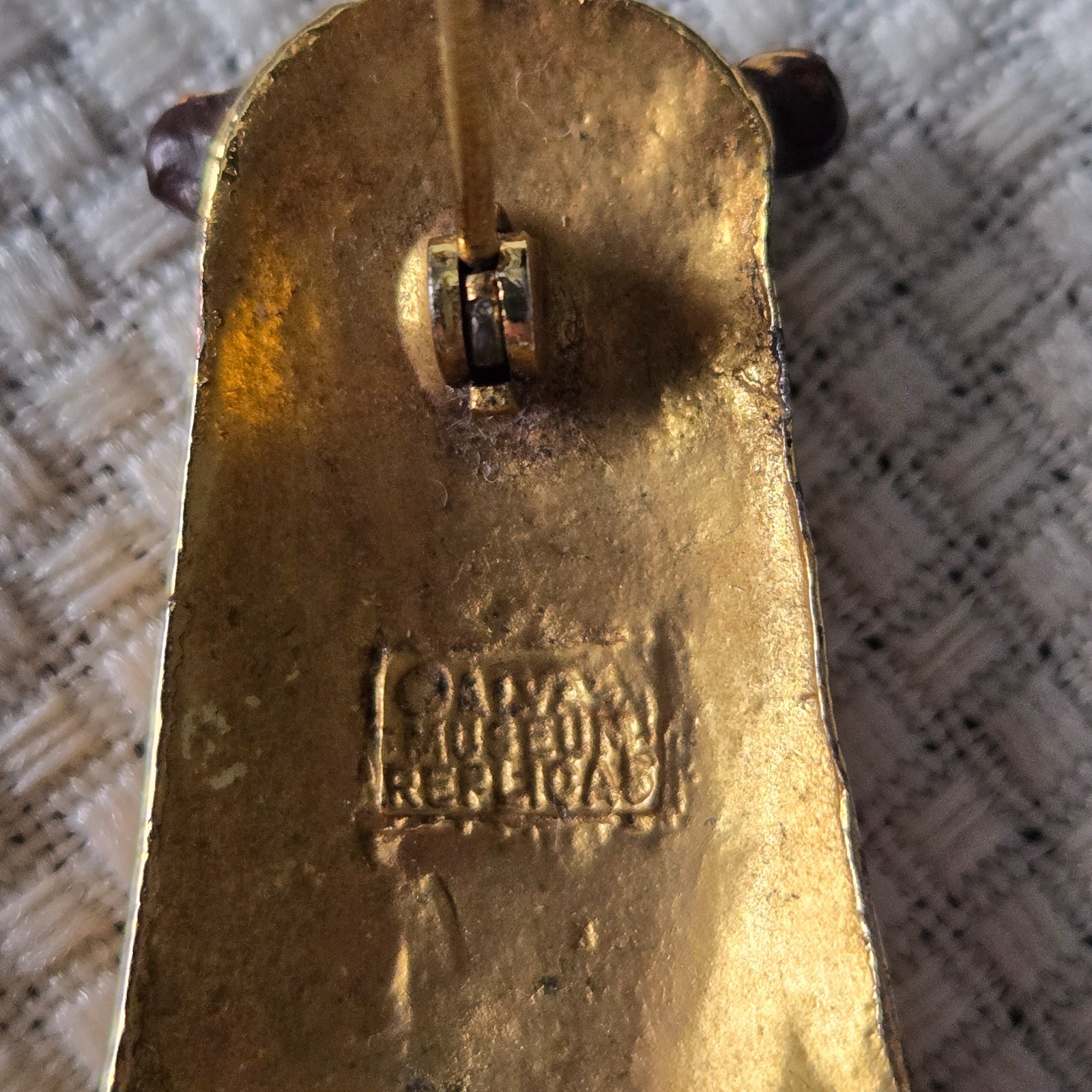 Vintage Alva Museum Replicas Gold‑Tone Hand Brooch Pin – Signed