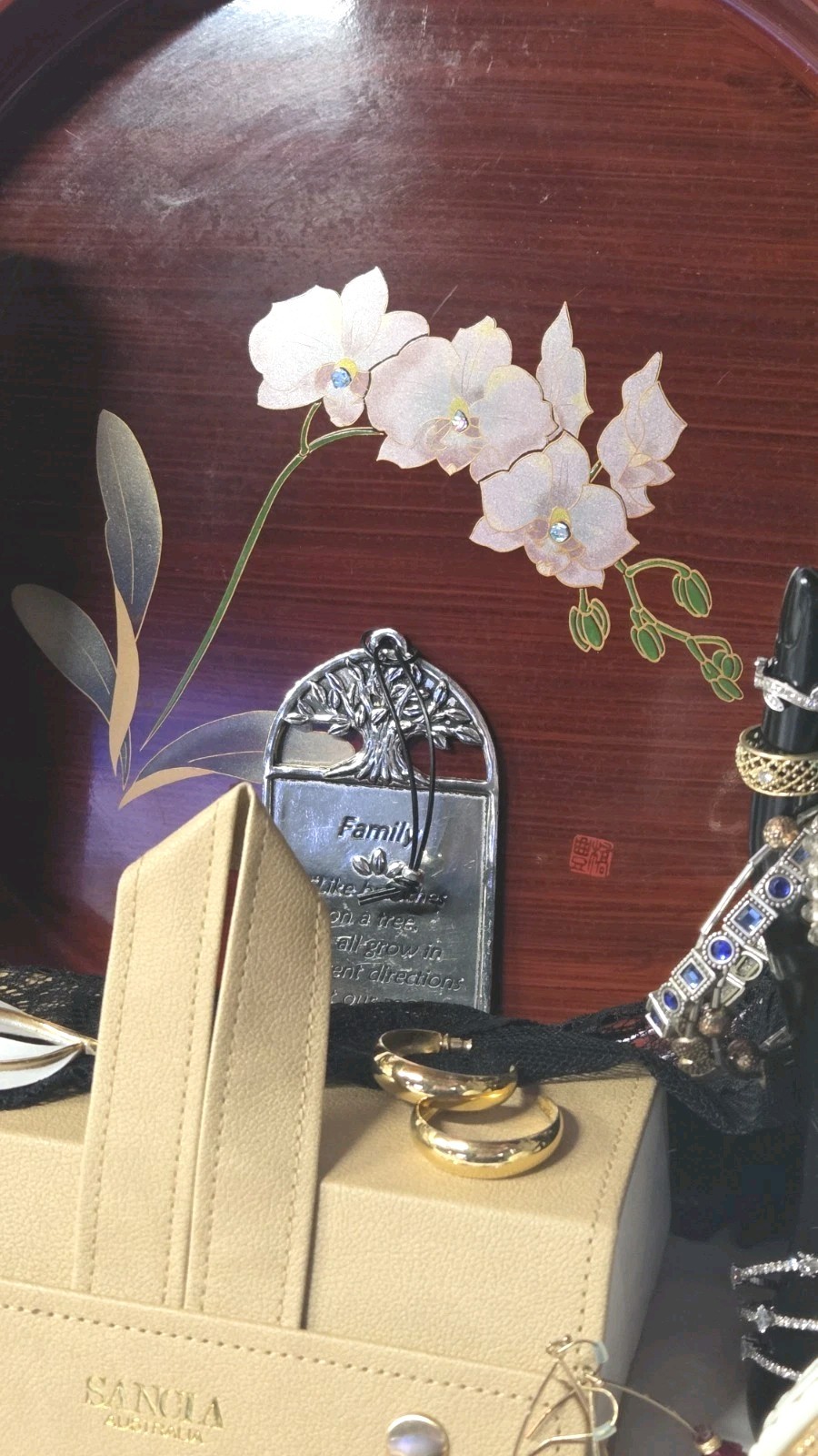 Grandma’s Estate; Jewelry, Trinkets, & Extra Fun Junk! Lot #124