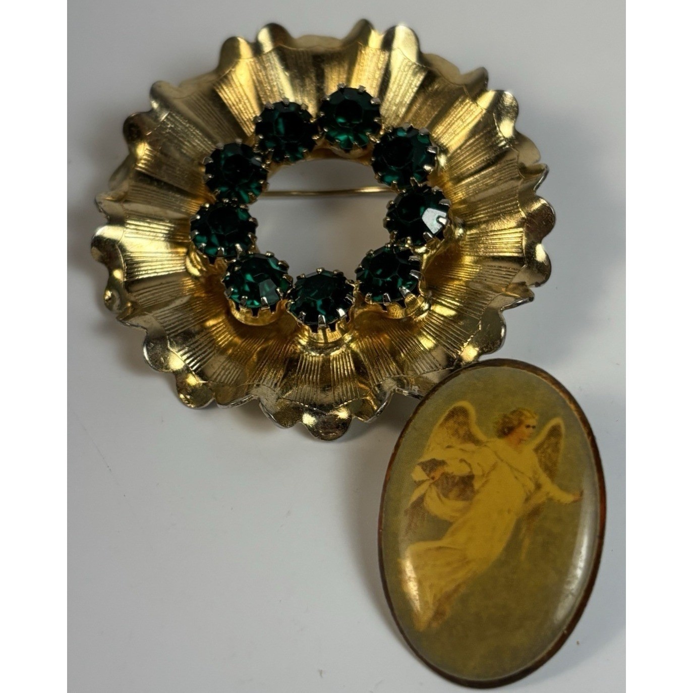 Brooch Lot Vintage Gold Tone Wreath Green Rhinestones Angel