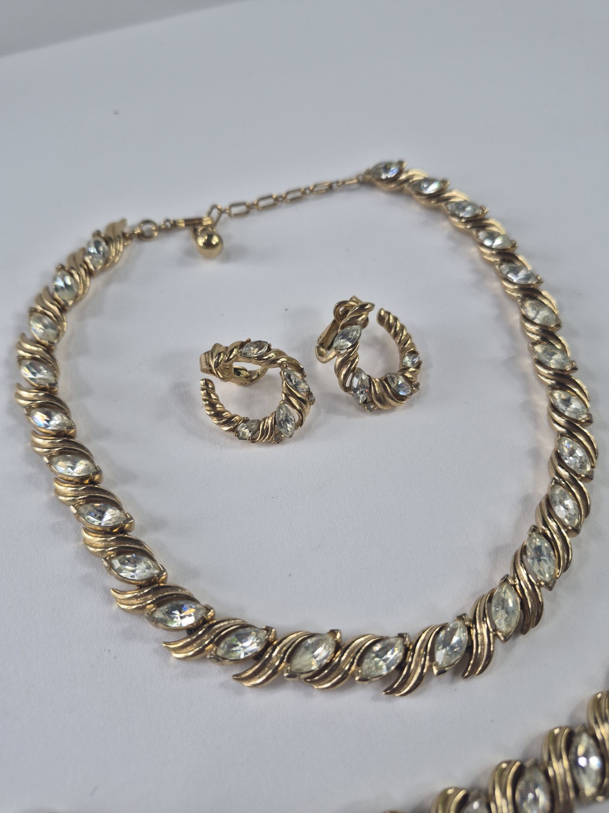 Vintage Crown Trifari Rhinestone Necklace Bracelet Earrings Full Set Original