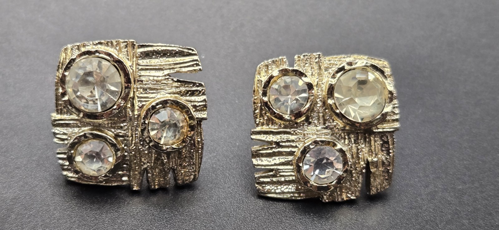 Vintage Modernist Textured Gold Tone Square ClipOn Earrings Clear Crystals 80s