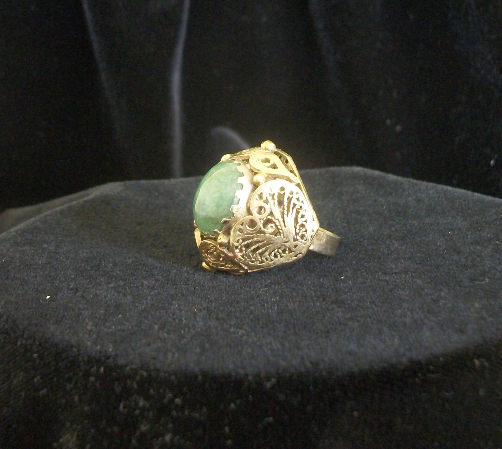 Vintage Gold-tone Green Cabochon Filigree Dome Ring Statement Piece