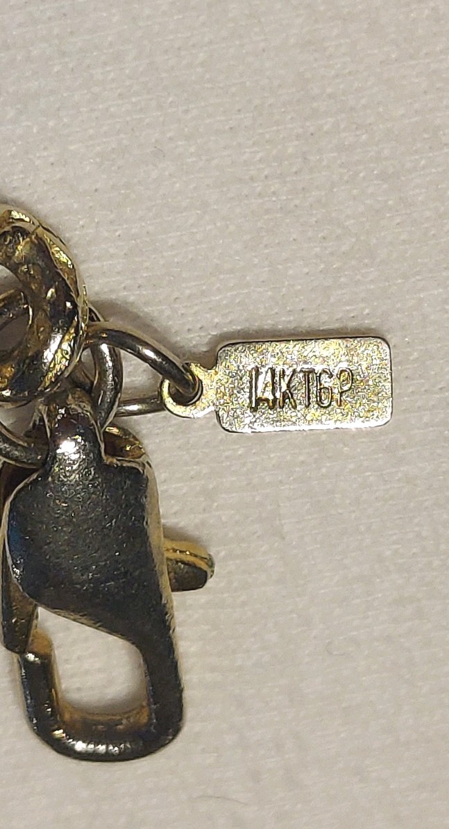 Lot Of 10 Random Costume/Gold Pieces Of Jewelry PLEASE SEE ALL PHOTOS