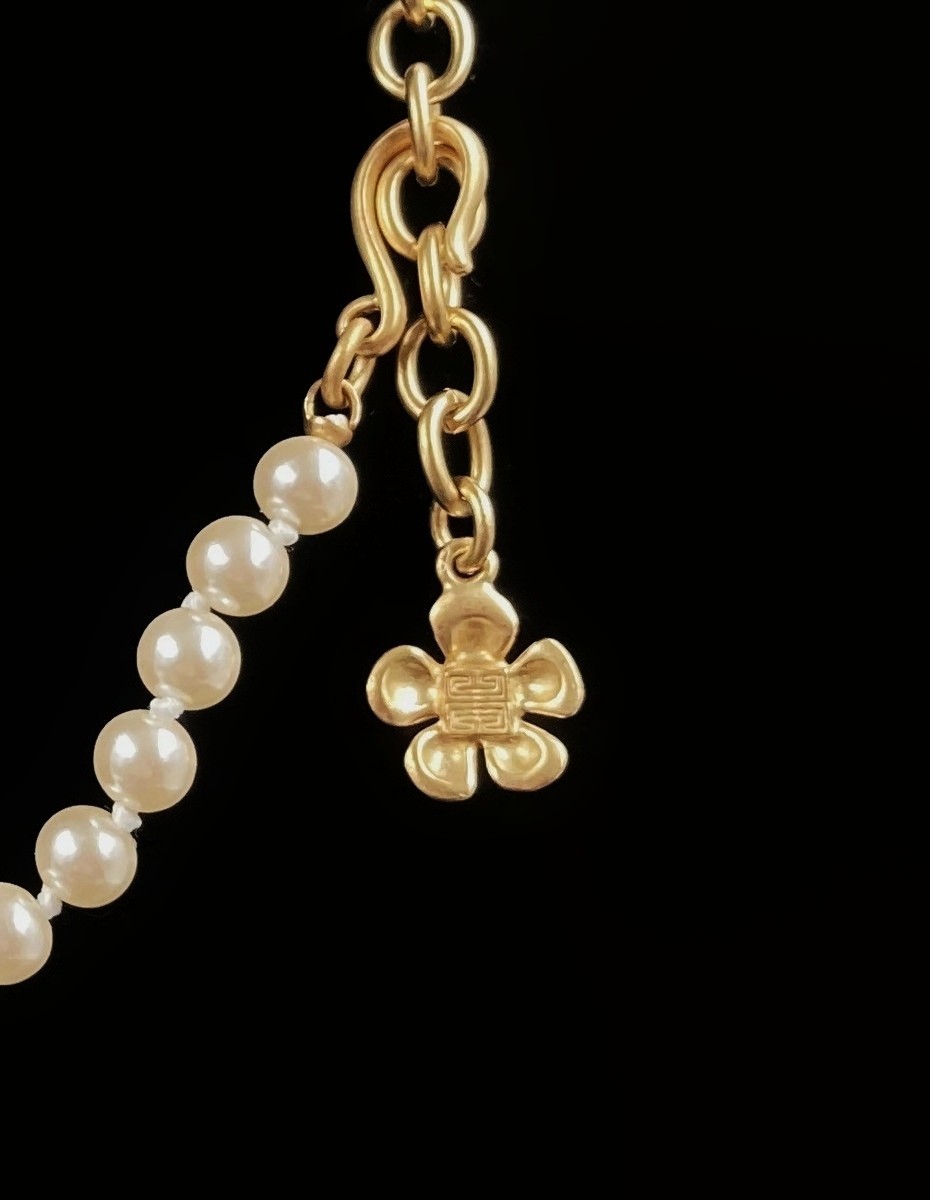 Vintage Bijoux Givenchy Pearl Beaded Satin Gold Flower Tail Choker Necklace D103