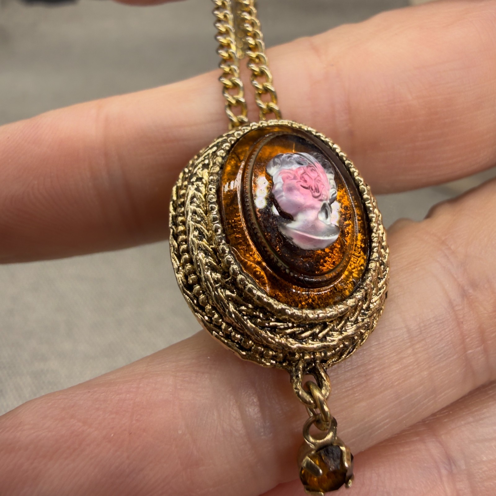 Vintage Necklace Translucent Lavender Glass Set on Brown Glass Gold Tone