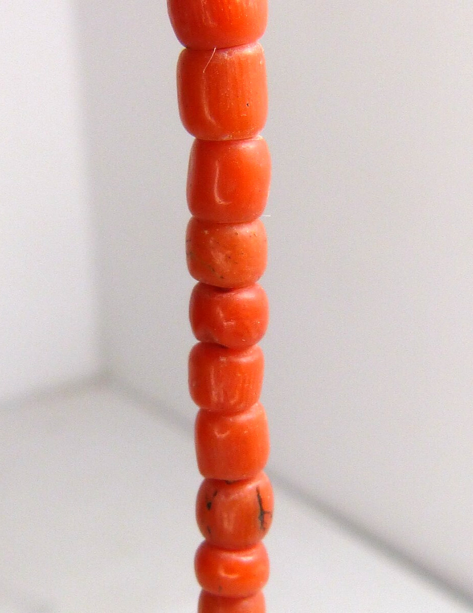 Gorgeous Antique Red Coral Bead Necklace With Gold Clasp Estate Find !