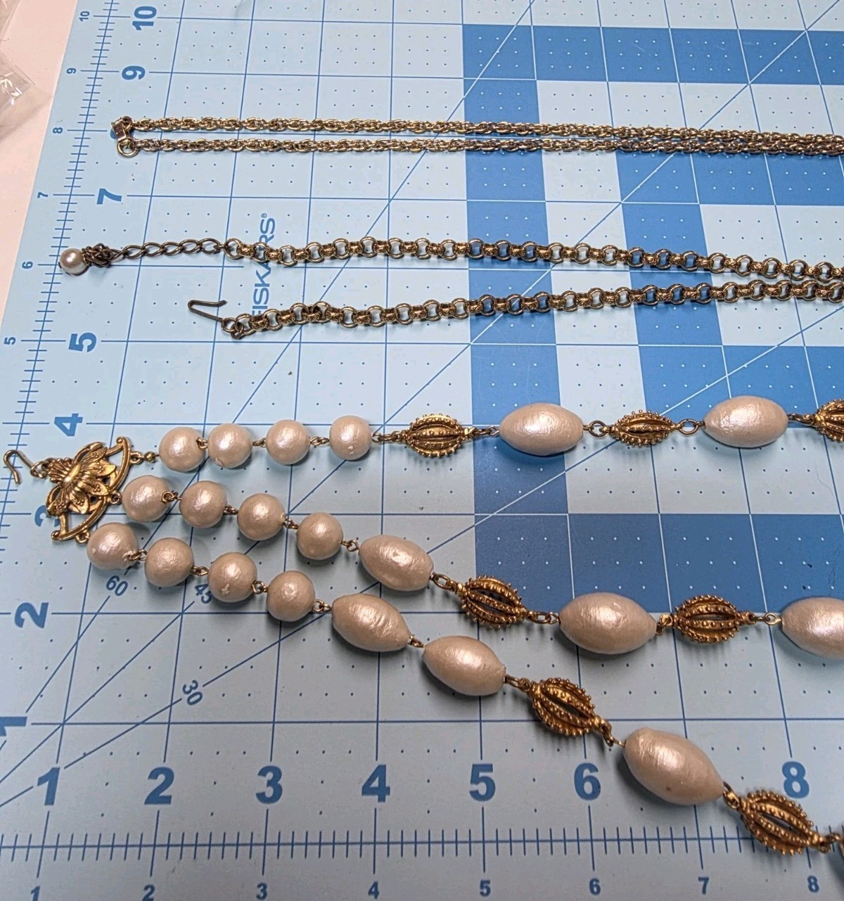 VTG SIGNED ART. DEMARIO. FLORENZA. 3 PIECES NECKLACE/PENDANTS, RARE COLLECT