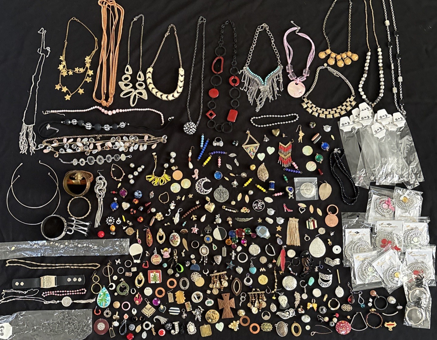 VTG TO NOW CRAFT JUNK BROKEN SCRAP Jewelry LOT Harvest Repurpose Salvage