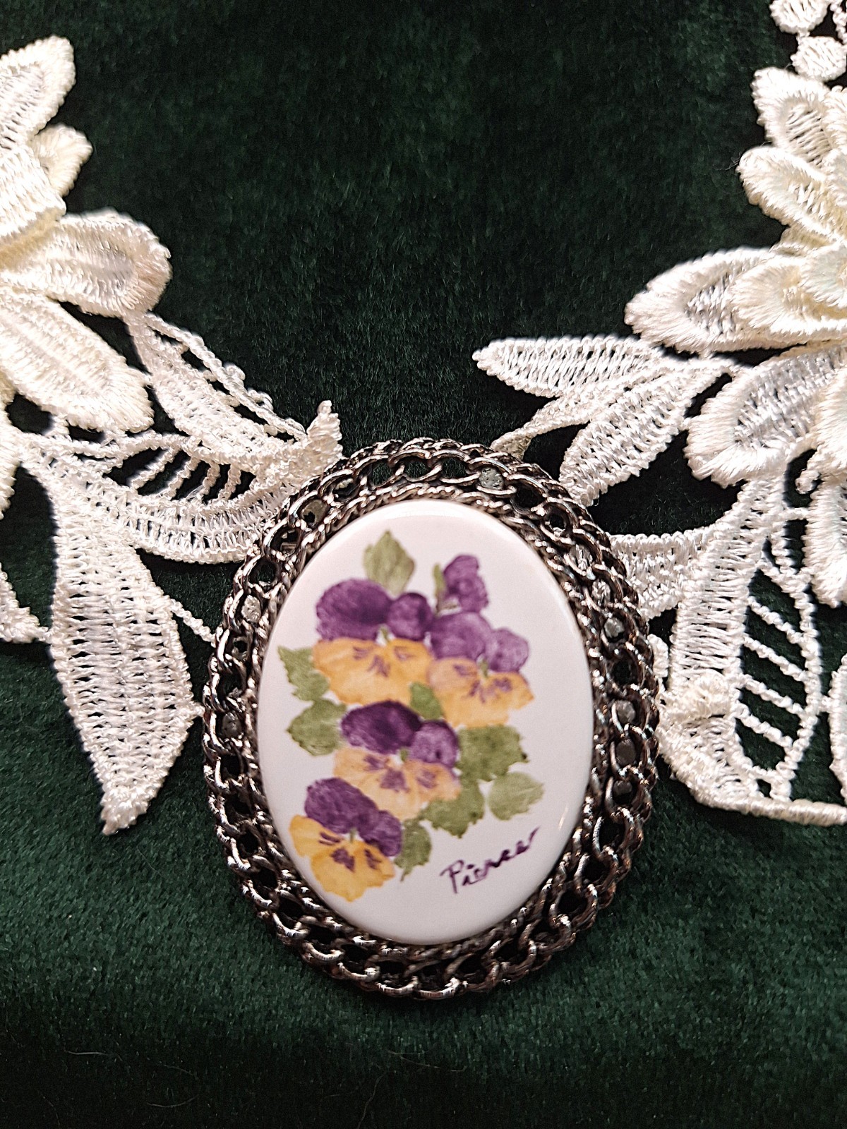 Vtg Hand Painted Signed Yellow & Purple Pansy Porcelain Silver-tone Brooch Pin