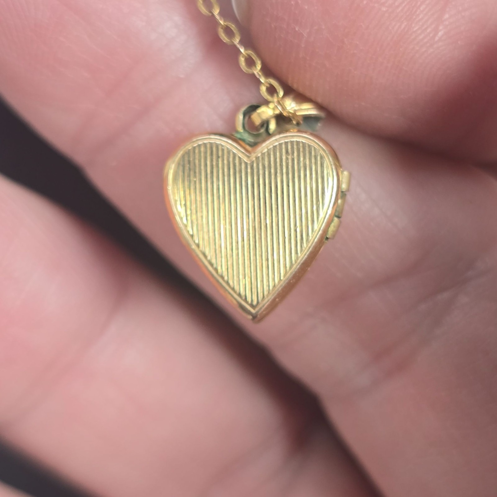 Vintage Engraved Heart Locket Pendant Charm W/ 12k Gold-Filled Chain Necklace