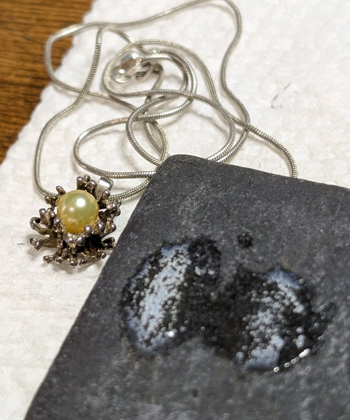 Vtg Sterling Silver Pearl Brutalist Bird Nest Pendant 16″ Snake Chain Necklace
