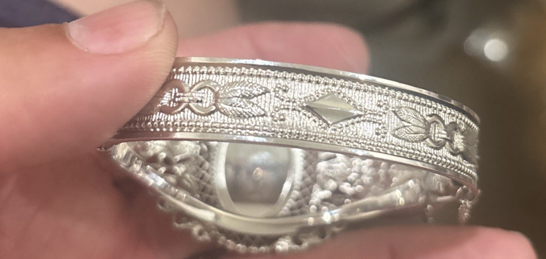 Vintage Whiting Davis Hematite Silver Tone Ornate Hinged Cuff Bracelet