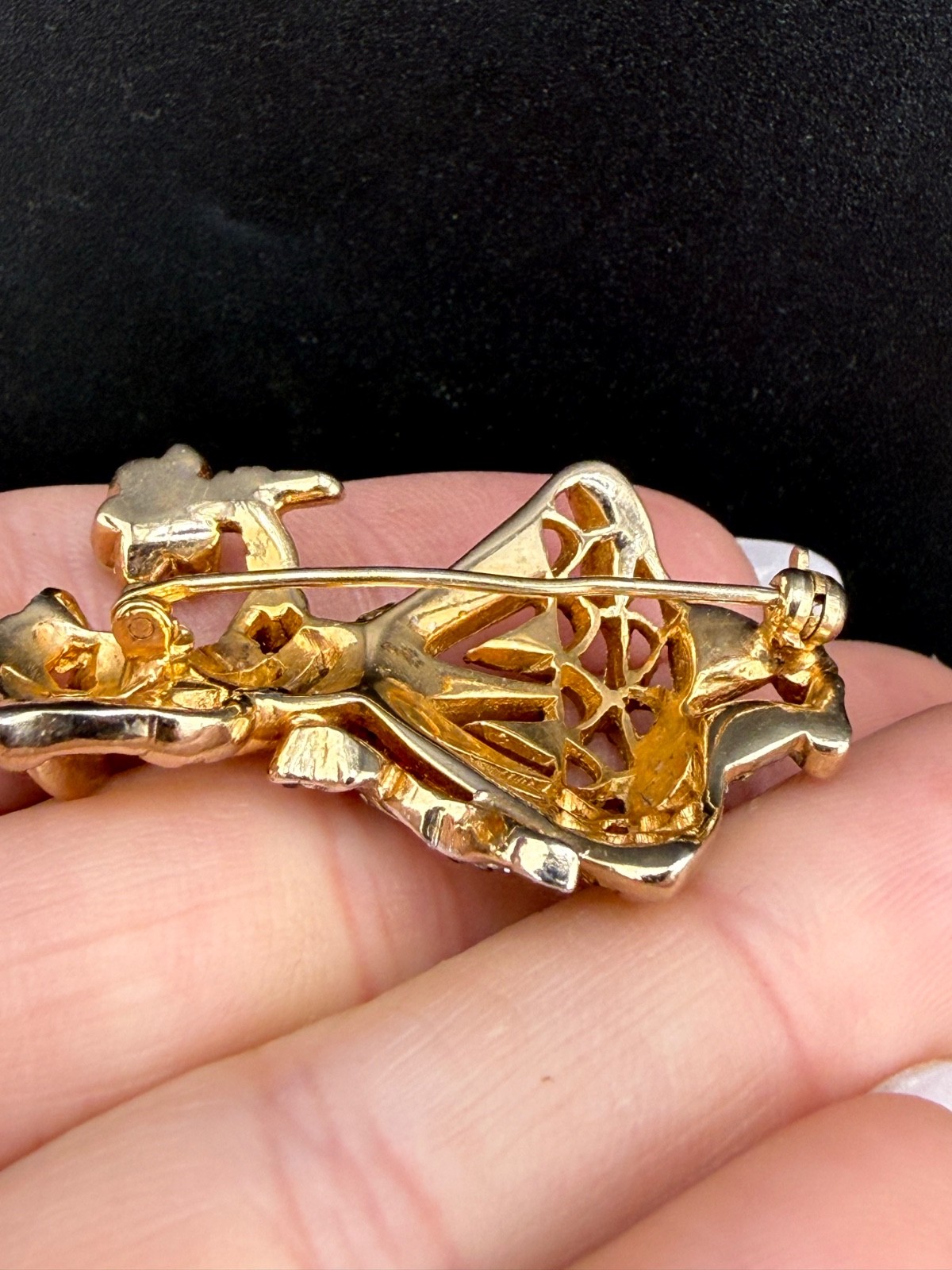 Vintage Rhinestone Brooch Figural Gold tone Woman with Flowers READ