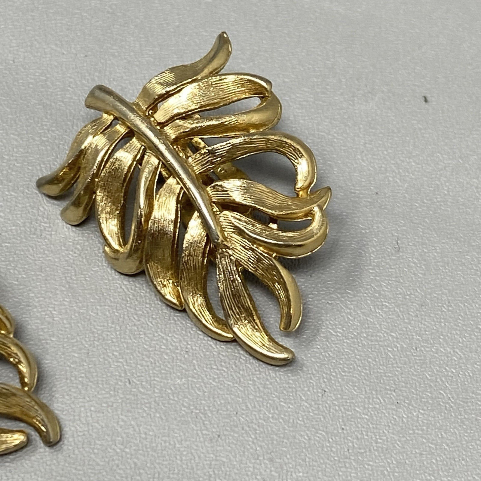 Brushed Gold Tone Leaf Earrings Textured Clip On Plant Nature Stud Dangle 1″