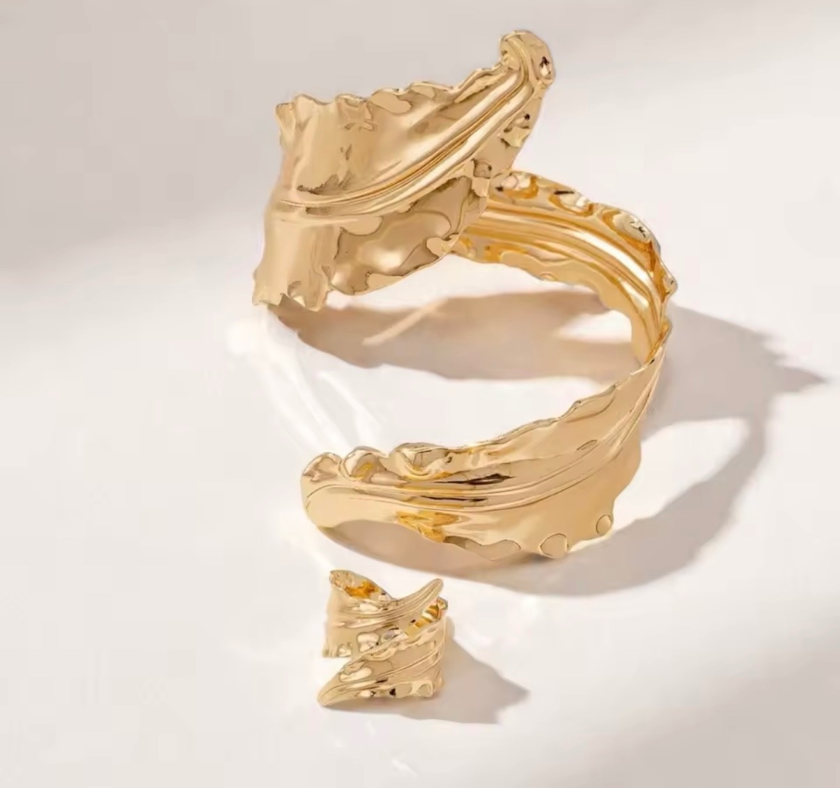 Vintage Gold Leaf Bracelet & Adjustable Spiral Ring Set for Women Pleated Bangle