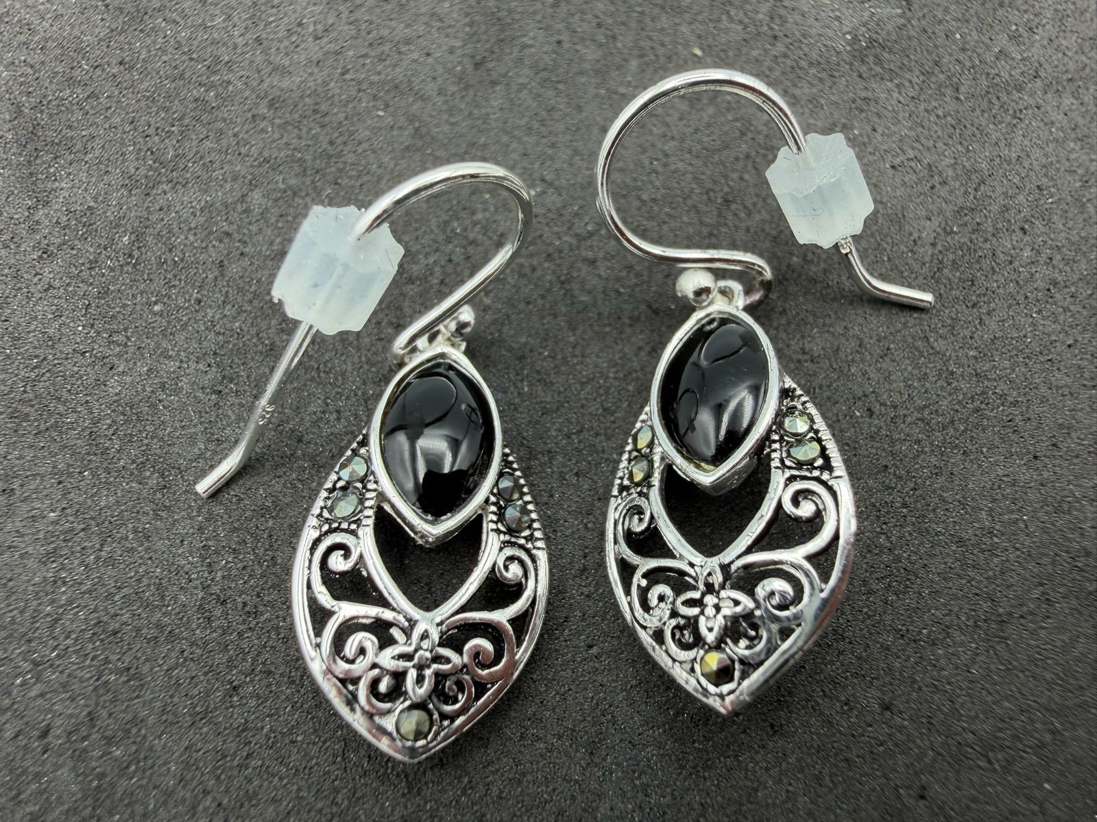 2.85g Vintage Sterling Silver 925 Earrings Ornate Black Accent Drop Dangle M