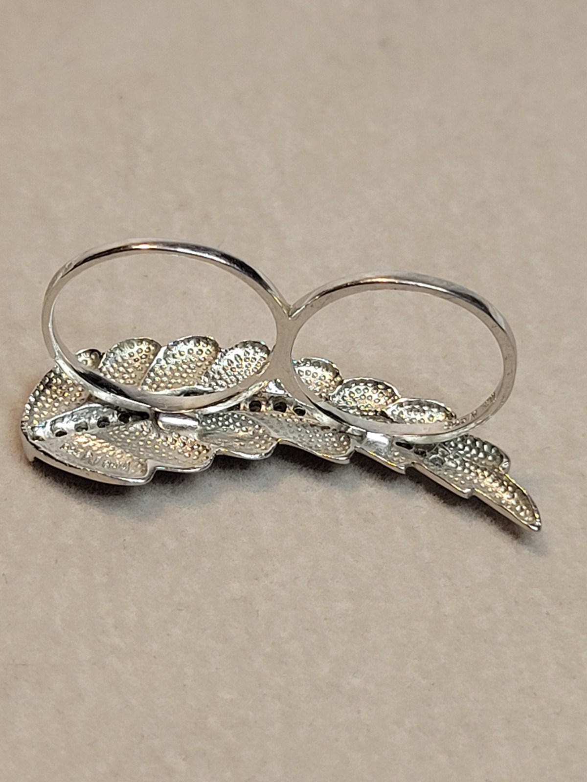 Vtg 925 Double Finger Leaf Ring CZ Accents Size 7 And Size 6 Sterling Silver