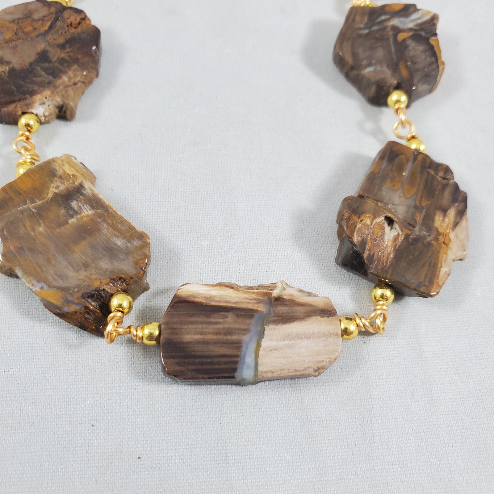 Polished Petrified Wood 7 Slices Gemstone Gold Tone Collar Necklace Vintage