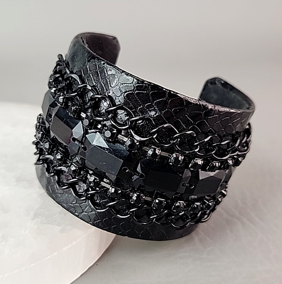 Cuff Bracelet Wide Black Faux Leather Chain Acrylic Beads 7″
