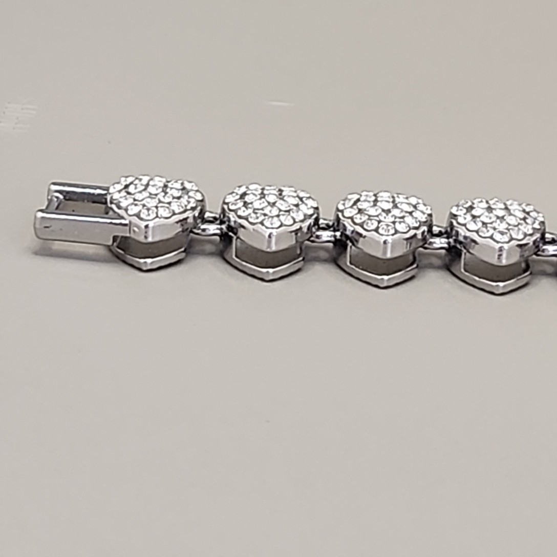 Vintage Heart Bracelet Pave Clear Rhinestones Silver Tone Linked 7.25″