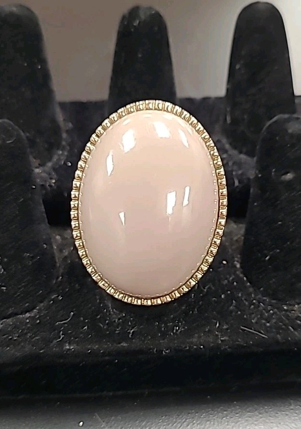 Huge vintage statement ring taupe stone 2 inch oval gold metal costume size 7